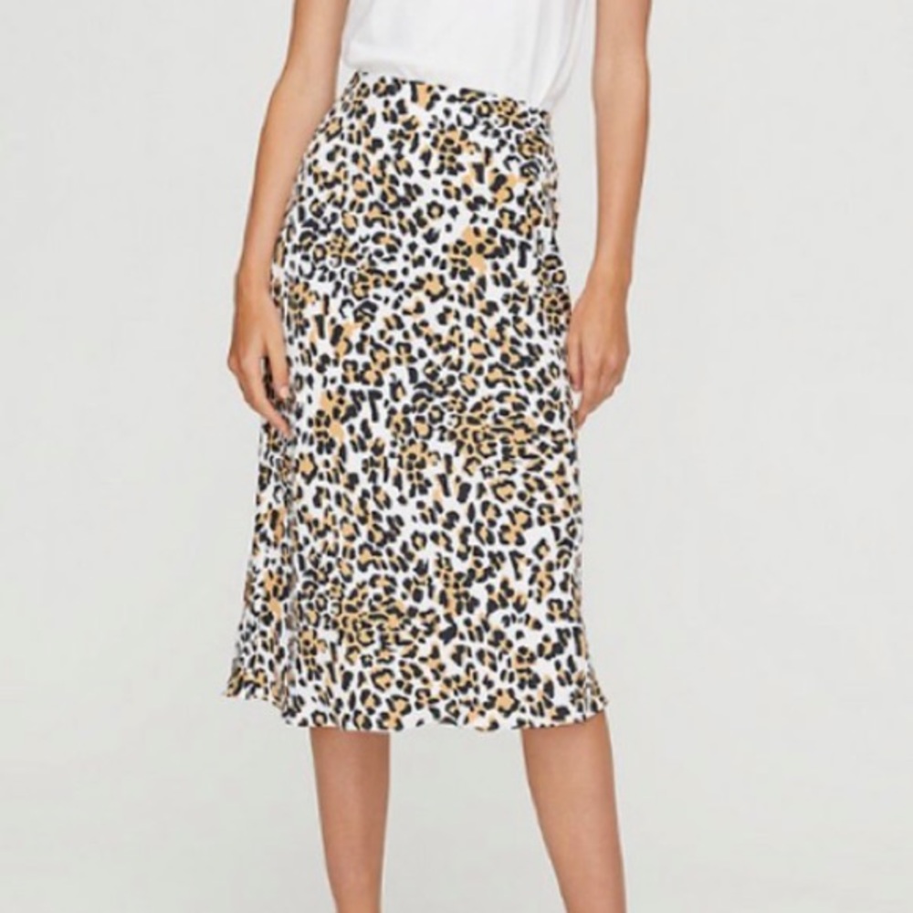 Babaton Leopard Slip